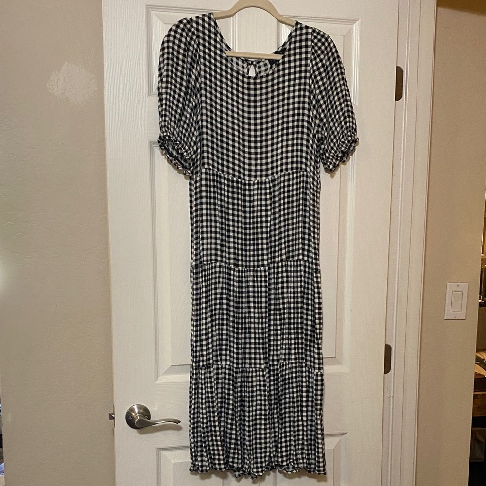 Black and White Gingham Dress sz Small 100% Rayon